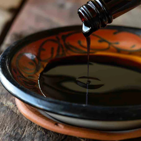 Giusti Balsamico – high-quality Italian balsamic vinegar in elegant bottles. Certified organic collection.