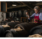 Giusti Balsamico – high-quality Italian balsamic vinegar in elegant bottles made over centuries. Certified organic collection.